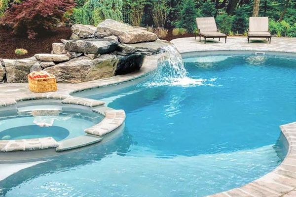 Install Latest Features to Add More Value and Beauty to Your Swimming Pool