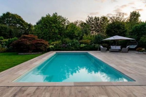 Design your Dream Swimming Pool with the Help of Expert Contractors
